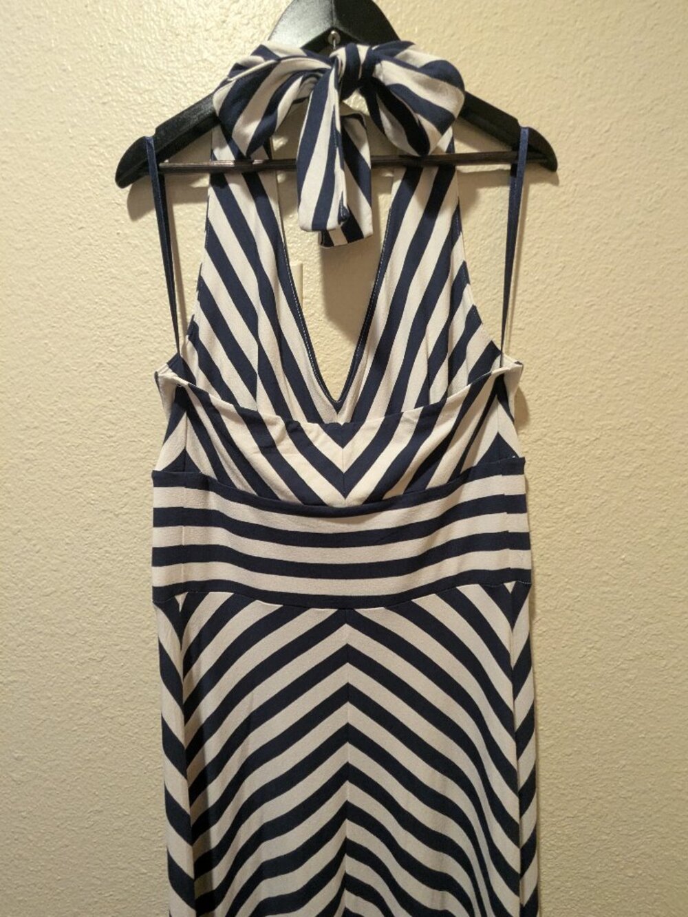Banana Republic Chevron Halter Maxi Dress Size S - Picture 8 of 14